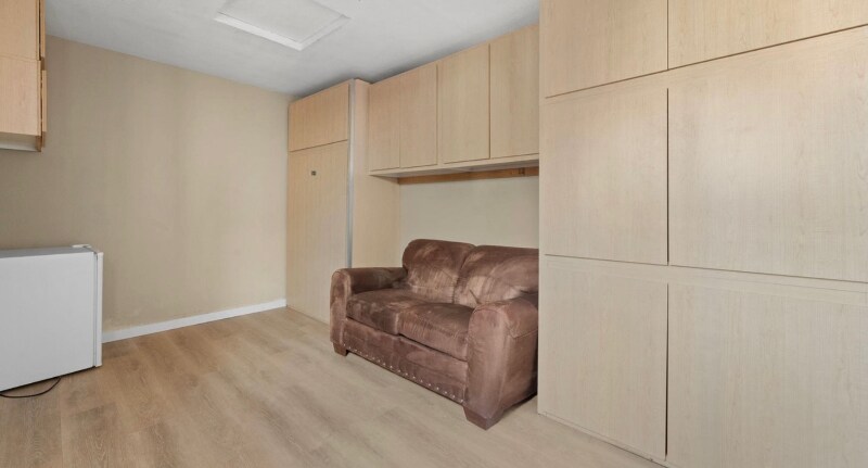 Building Photo - 4193 Fourth Ave