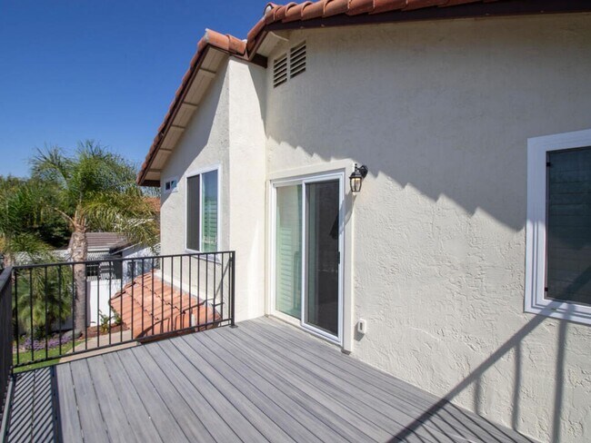 Building Photo - Stunning Fully Remodeled Home in Rancho De...