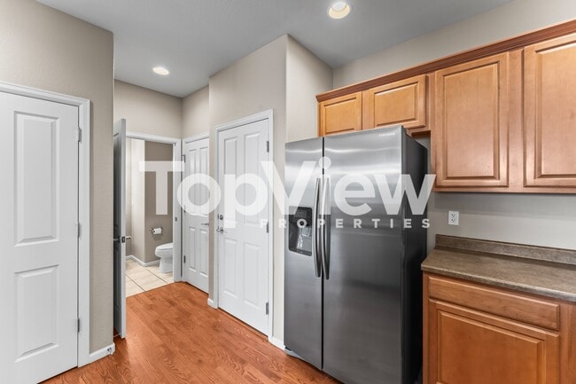 Building Photo - 7045 Red Sand Grove