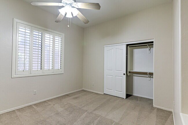 Building Photo - Rancho Sahuarita Gated Community