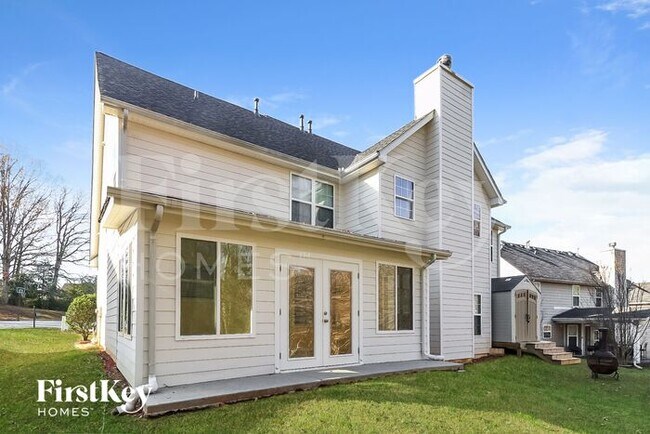 Building Photo - 117 River Pass Ct NE