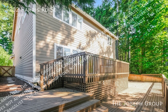 Building Photo - 4202 Harris Rd SE