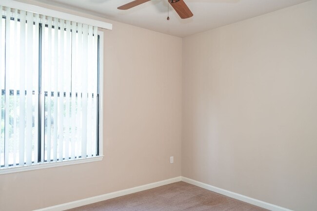 Building Photo - 770 Walker Square