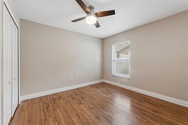 Building Photo - 25946 Buckthorn Ave