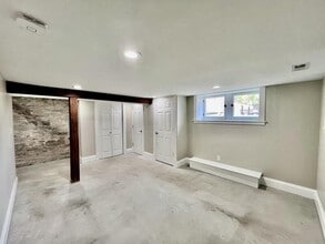 Building Photo - 3006 Cherokee St