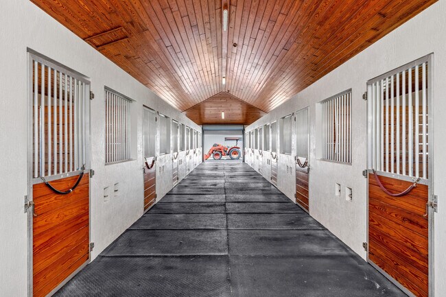 Building Photo - 3473 Grand Prix Farms Rd