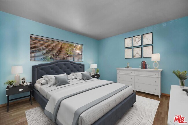 Building Photo - 5651 Windsor Way