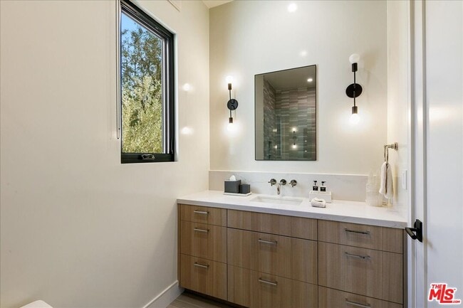 Building Photo - 5757 Hoback Glen Rd