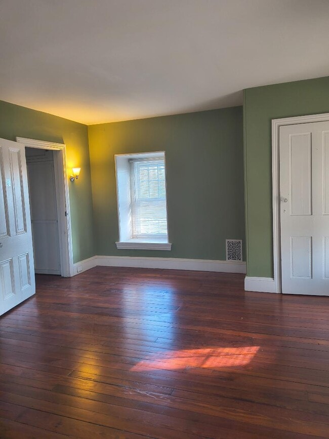 Building Photo - 6845 Germantown Ave