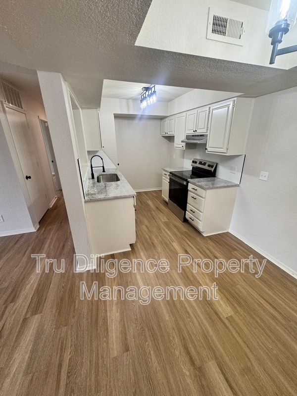 Building Photo - 14425 N Pennsylvania Ave