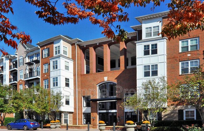 Building Photo - 501 Hungerford Dr