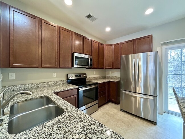 Building Photo - 10573 Bunclody Dr