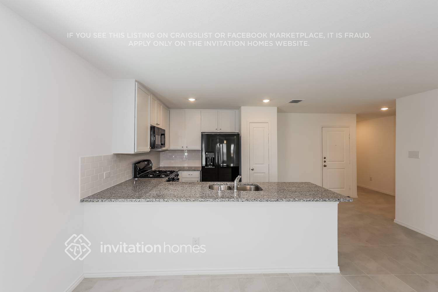 Building Photo - 507 Vicksburg Dr