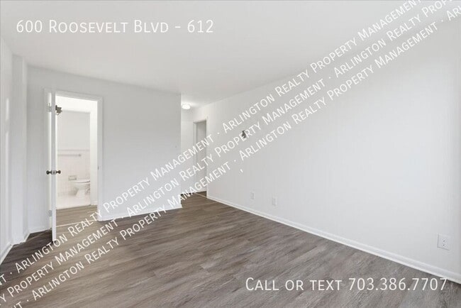 Building Photo - 600 Roosevelt Blvd
