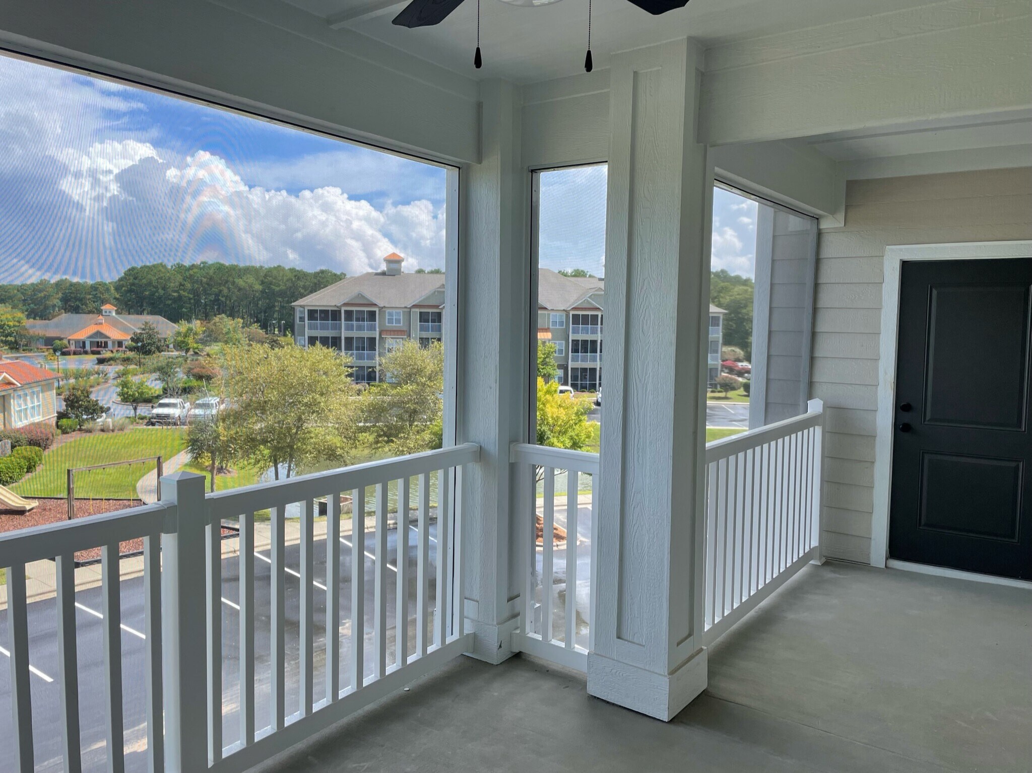Building Photo - 395 S Crow Creek Dr NW