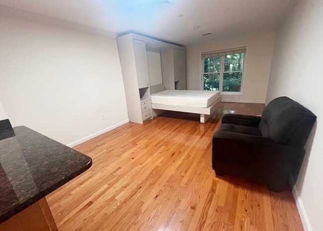 Building Photo - 446 Belgrade Ave