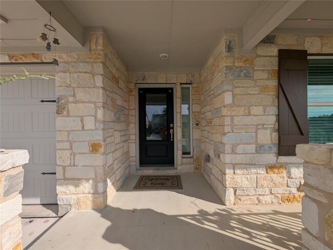 Building Photo - 148 Venti Cove