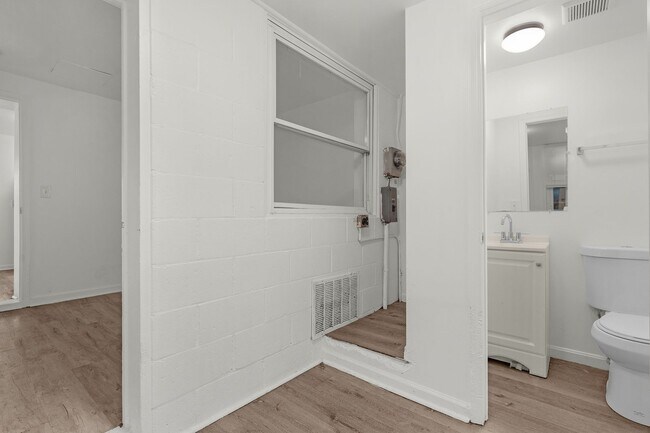 Building Photo - 2629 Dulany St