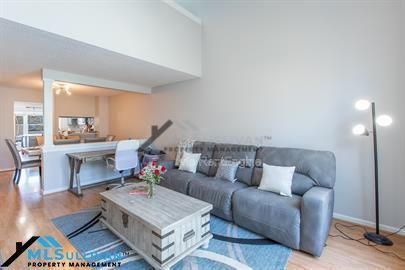 Building Photo - 106 Elmwood Cir