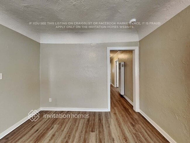 Building Photo - 2062 W 65th St