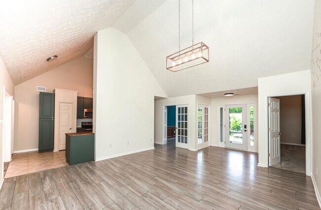 Building Photo - 5377 Fawn Ivey Ln