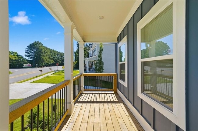 Building Photo - 1670 Eagle Dr