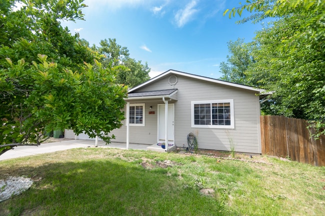 Primary Photo - 485 Farber Dr