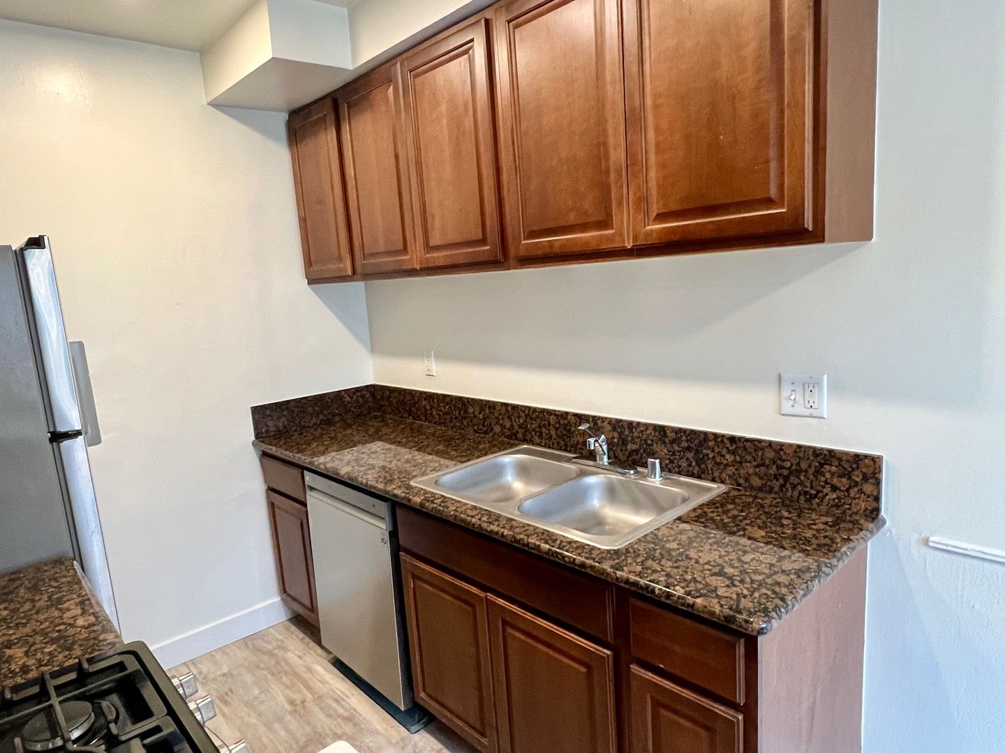 Building Photo - 12236 Pacific Ave