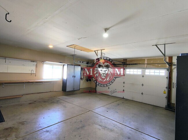 Building Photo - 3253 W 11975 S