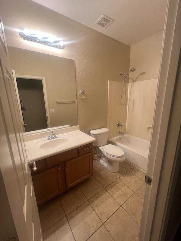 Building Photo - 10335 W Robin Ln