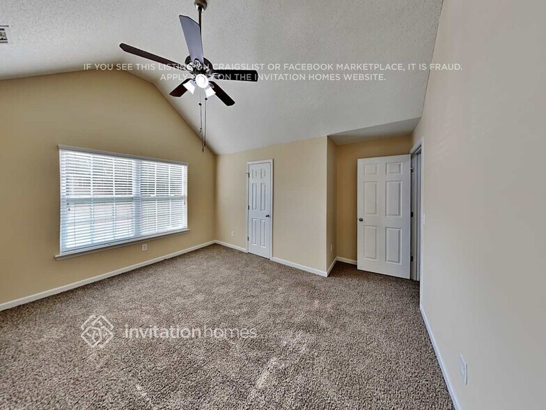 Building Photo - 4084 Sitka Dr