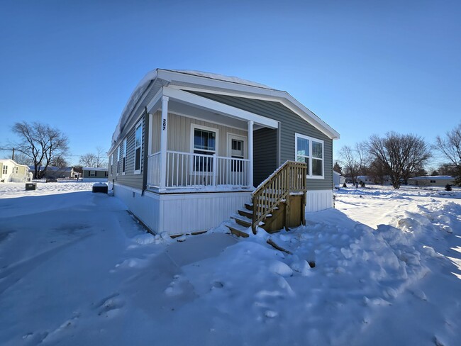 Building Photo - 175 N Michigan Ave