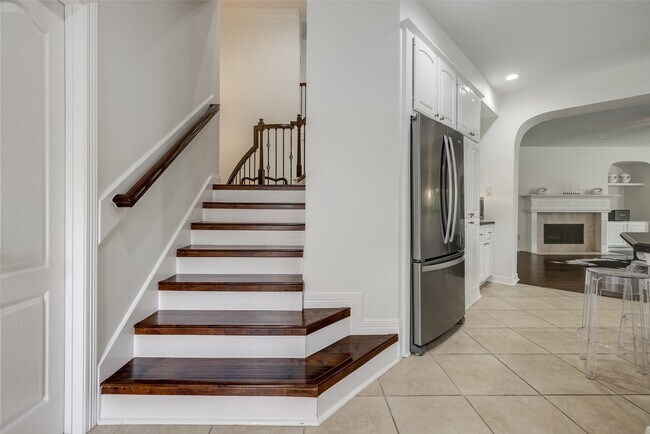 Building Photo - 5710 Cielio Bay Ct