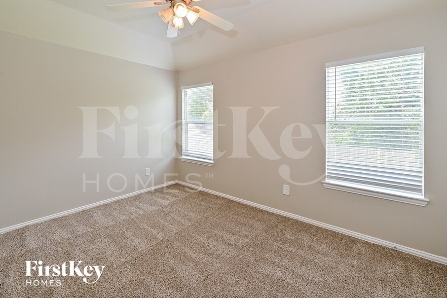 Building Photo - 14103 White Oak Gardens Dr