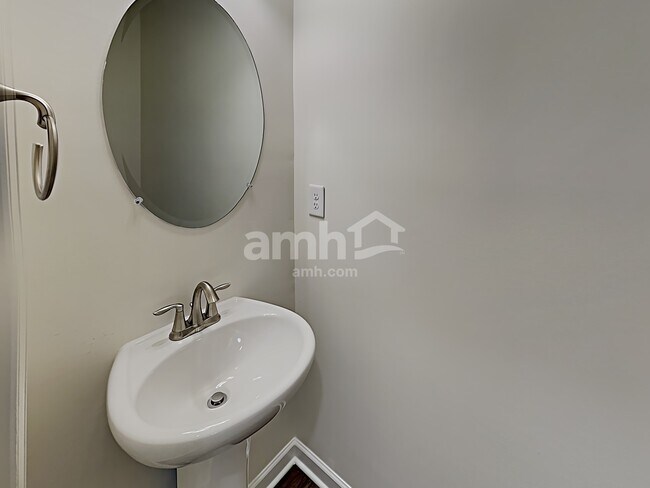 Building Photo - 29 Shelby Ct