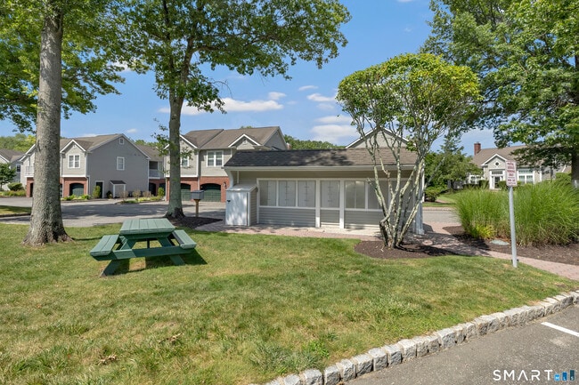 Building Photo - 259 Mayfield Dr