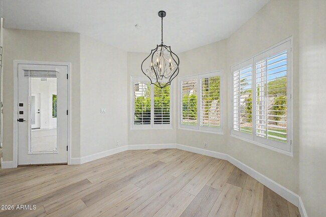 Building Photo - 3740 E Tonto Ct