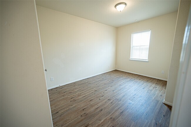 Building Photo - 10730 Nathaniel Valley Path