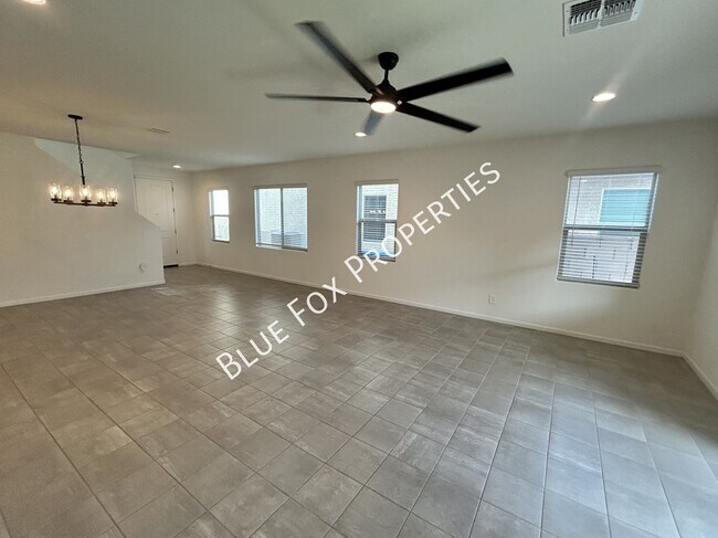Building Photo - 6973 W Jadewood Ln