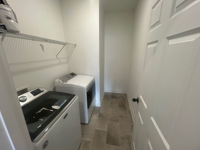 Building Photo - 312 Traywick Pl