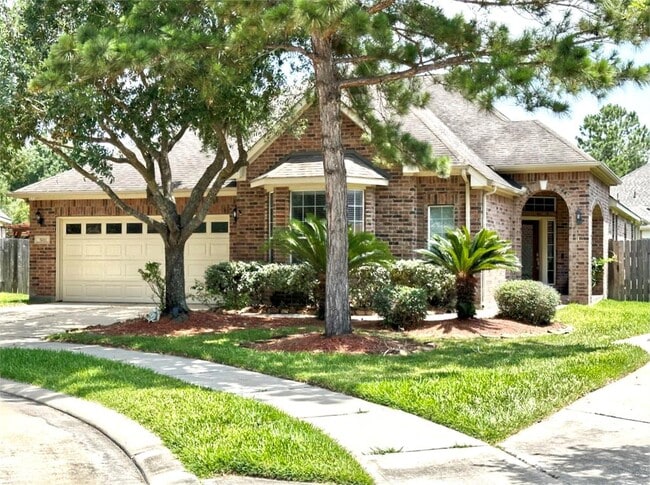 Primary Photo - 5011 Logans Landing Ln