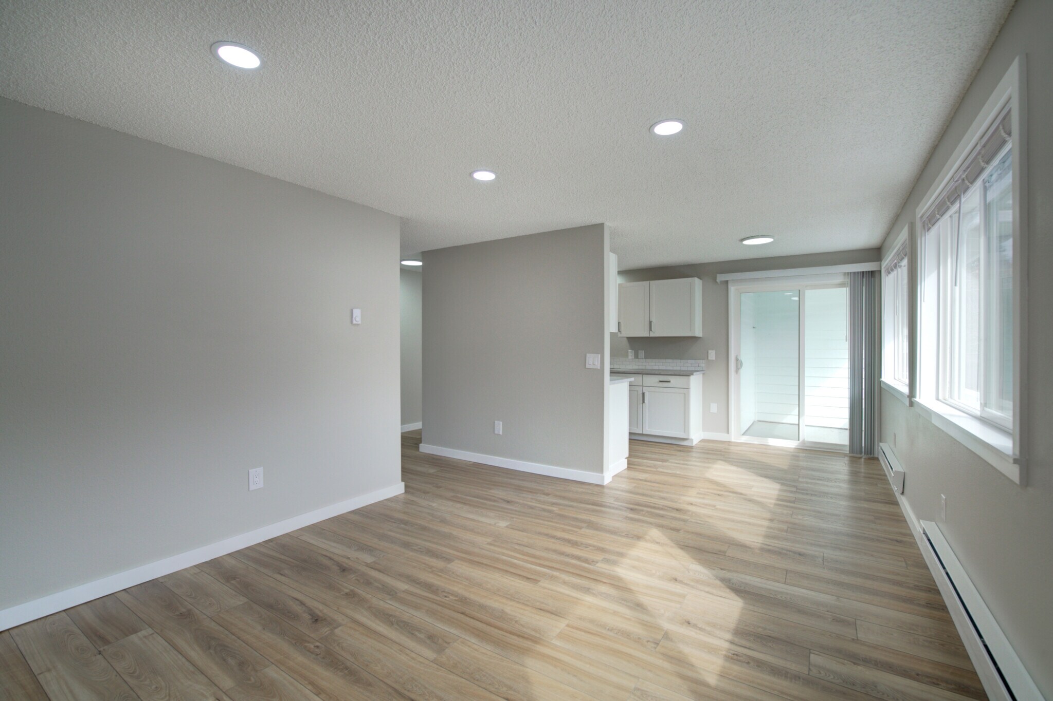 Building Photo - 13737 32nd Ave NE