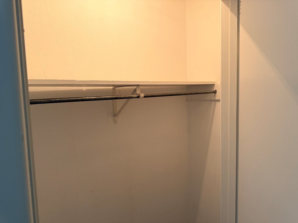 Building Photo - 4252 Candy Ln