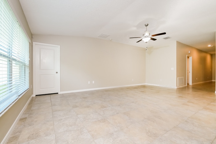 Building Photo - 6719 Trent Creek Dr