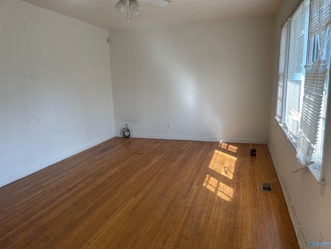 Building Photo - 4605 Broadmeadow Ln NW