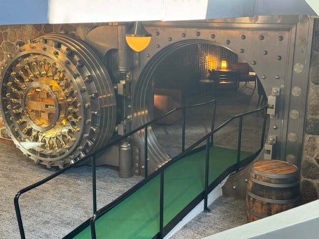 Building Photo - 200 W College Ave