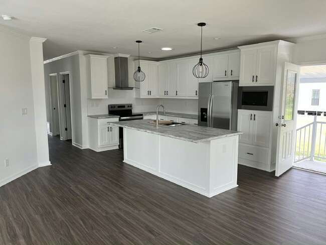 Building Photo - 3547 Vine Trl