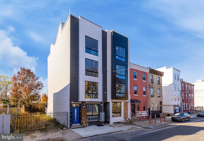 Building Photo - 2238 N 2nd St