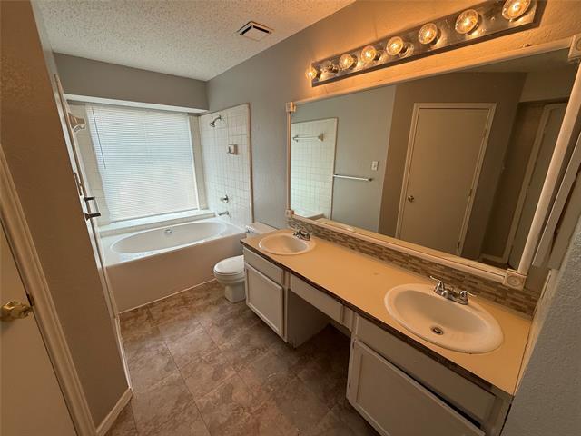 Building Photo - 11808 Avery Ln