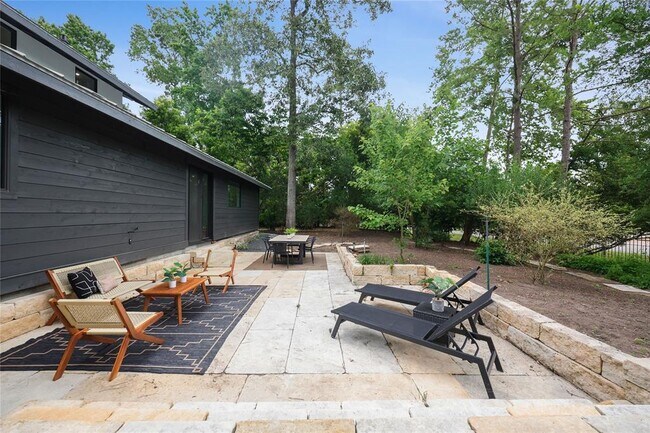 Building Photo - 5510 Harvest Oak Landing Dr